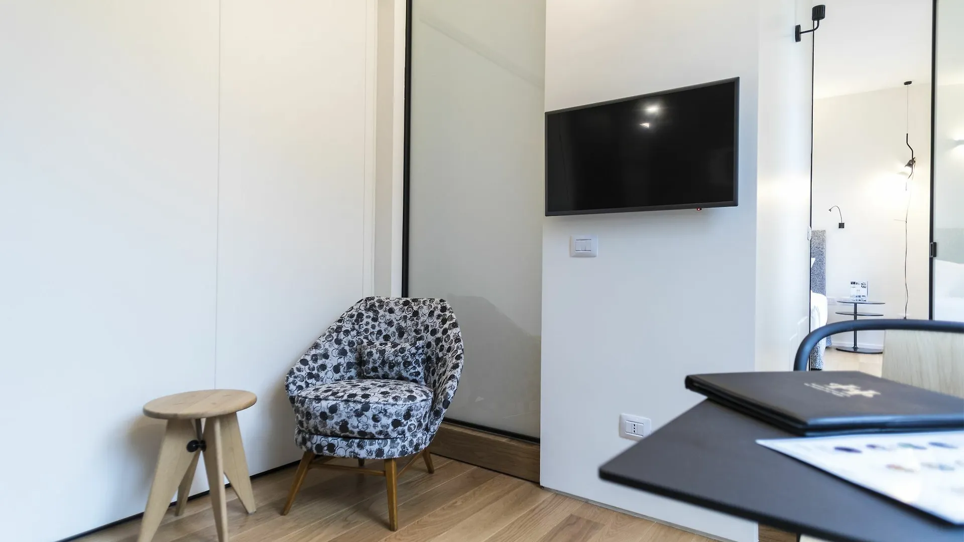 Hemeras Boutique House Foscolo 밀라노 아파트